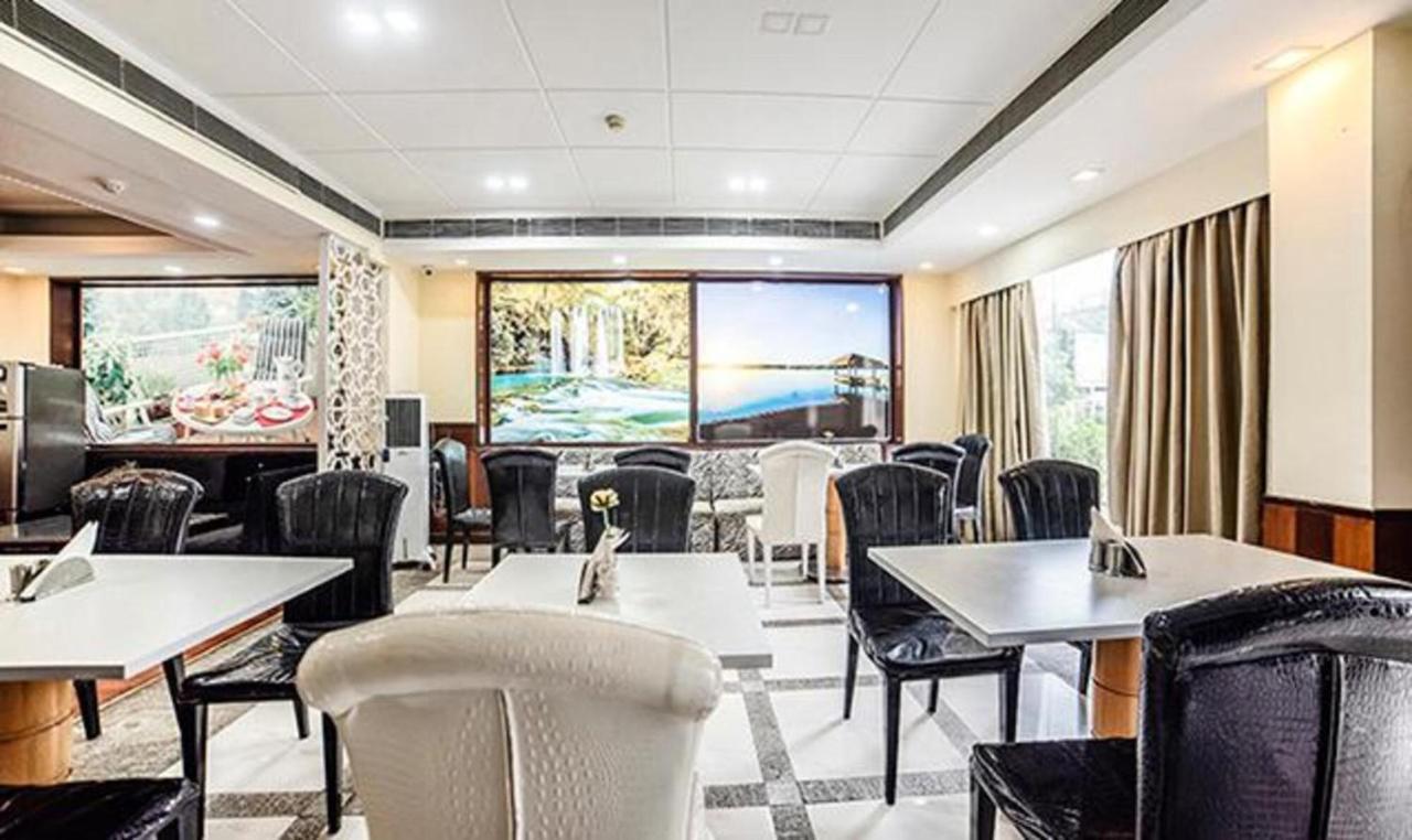 Fabhotel Bmk Grand 뉴델리 외부 사진