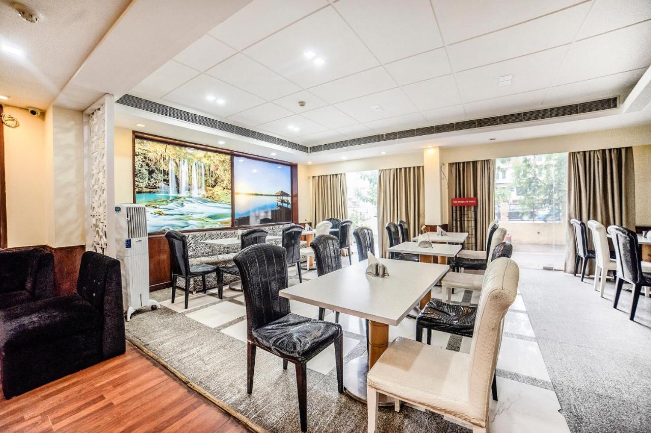 Fabhotel Bmk Grand 뉴델리 외부 사진